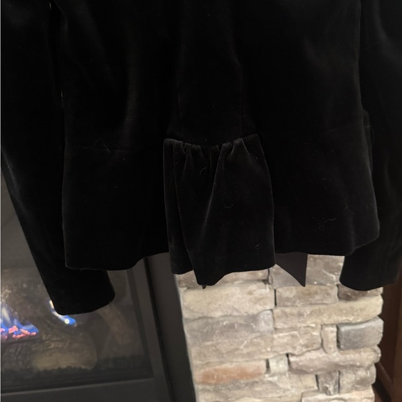 Diane Von Furstenberg Black Velvet Jacket with Bow - Size 2 - Picture 9 of 10